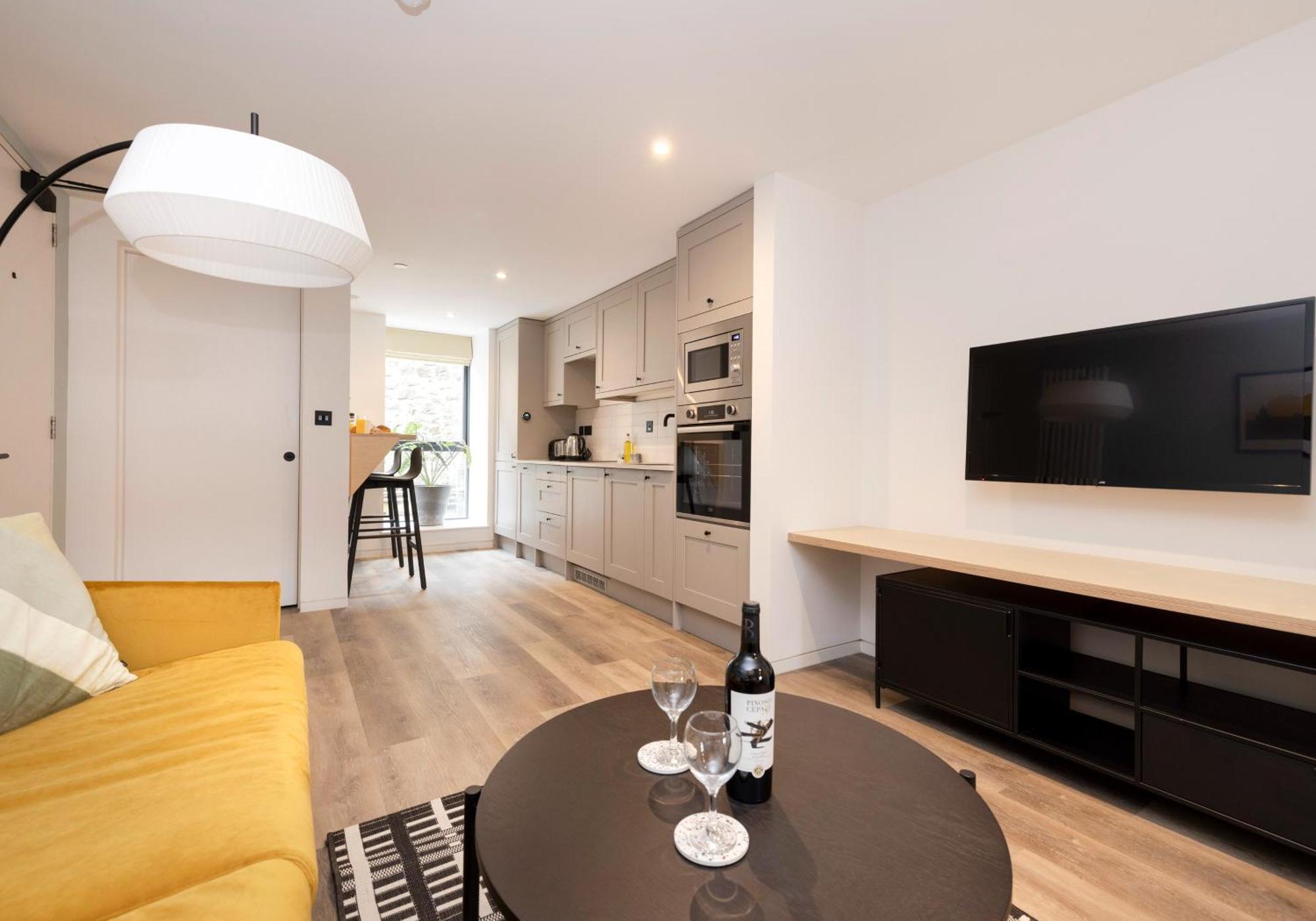 Charming Studios Near Holyrood Park & Calton Hill EDI Zimmer foto